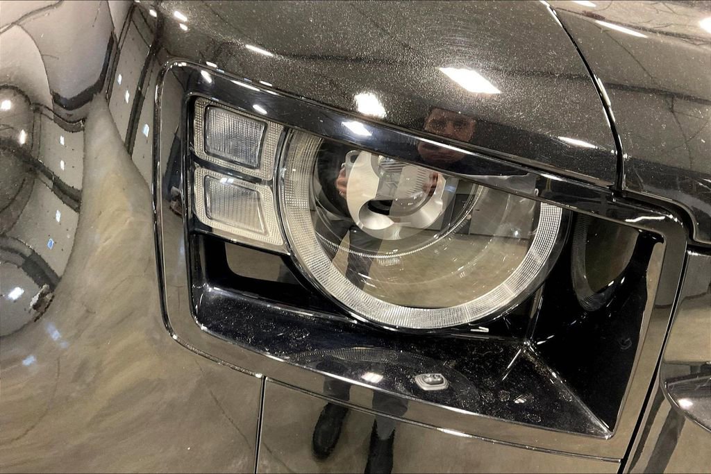 Used 2025 Land Rover Defender 130 S AWD/4WD image 33