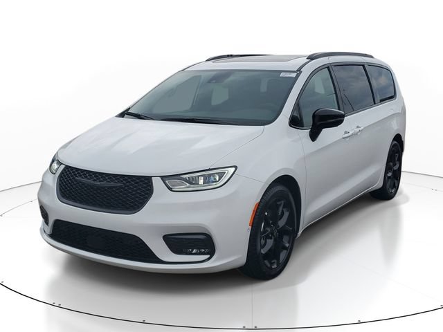 New 2026 Chrysler Pacifica Select w/ S Appearance Package FWD image 2
