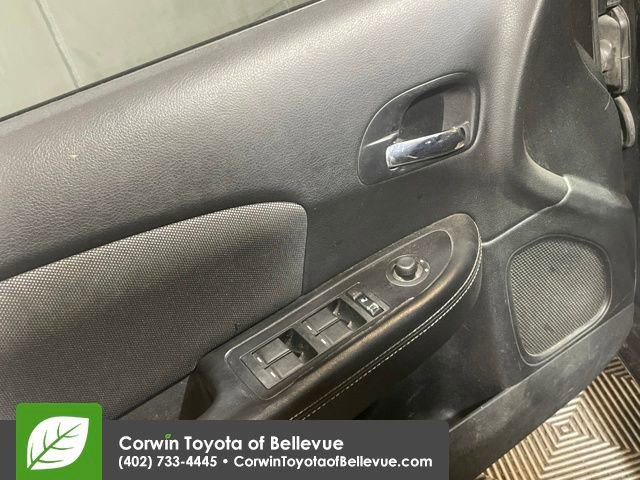 Used 2012 Dodge Avenger SXT image 11