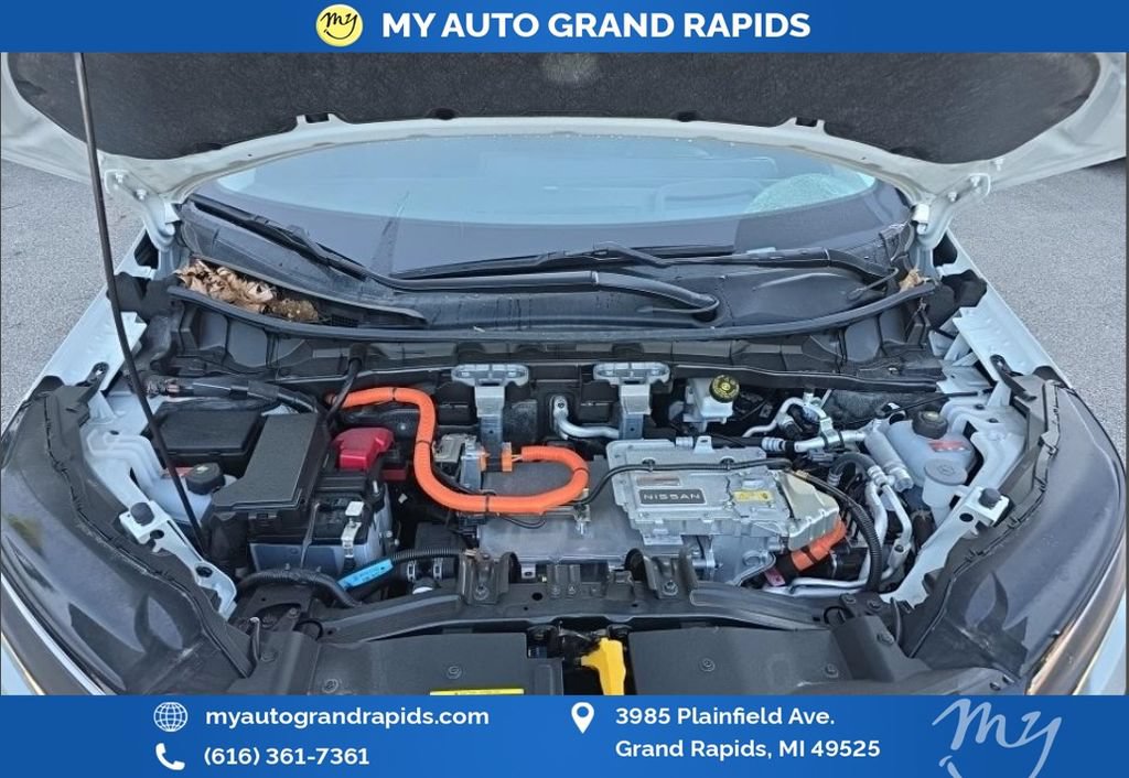 Used 2024 Nissan Ariya AWD image 9