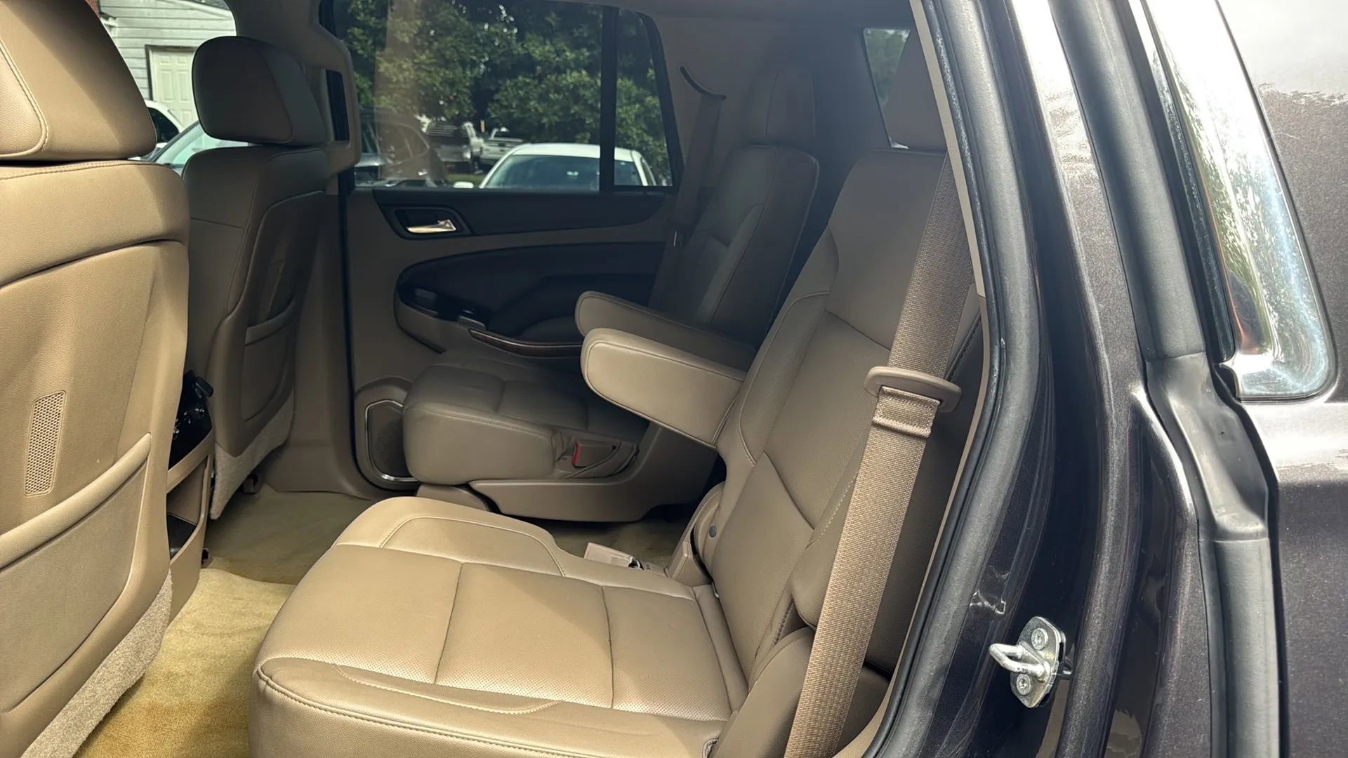 Used 2016 Chevrolet Tahoe LTZ image 11