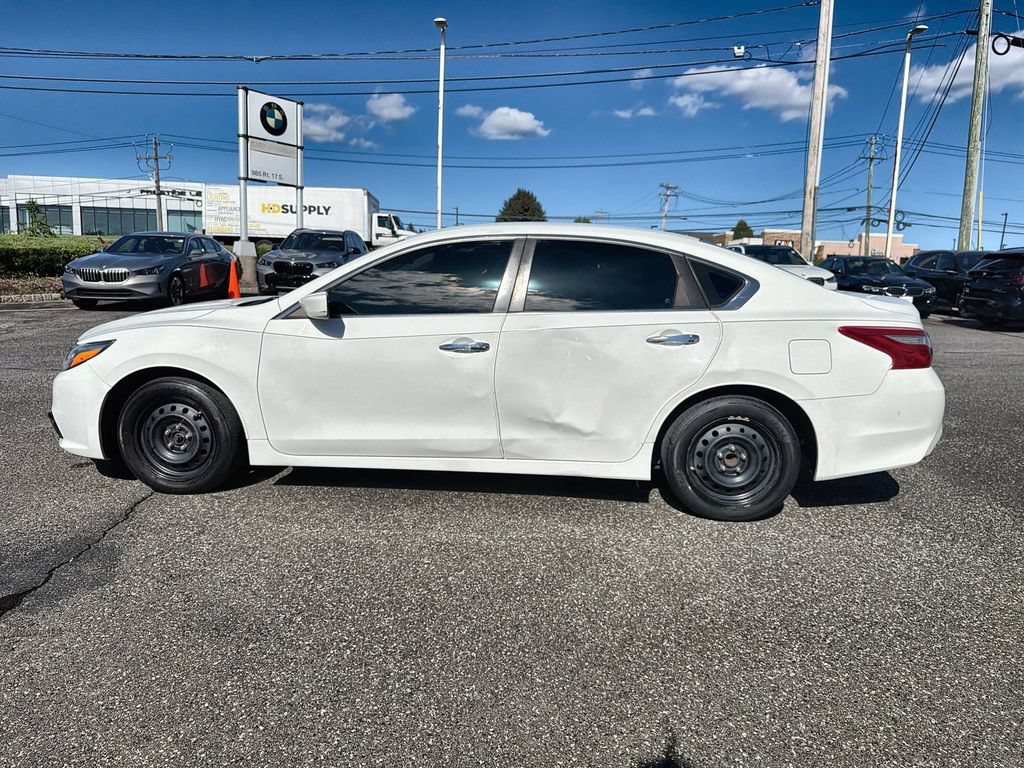 Used 2018 Nissan Altima 2.5 S w/ S Convenience Package FWD image 11
