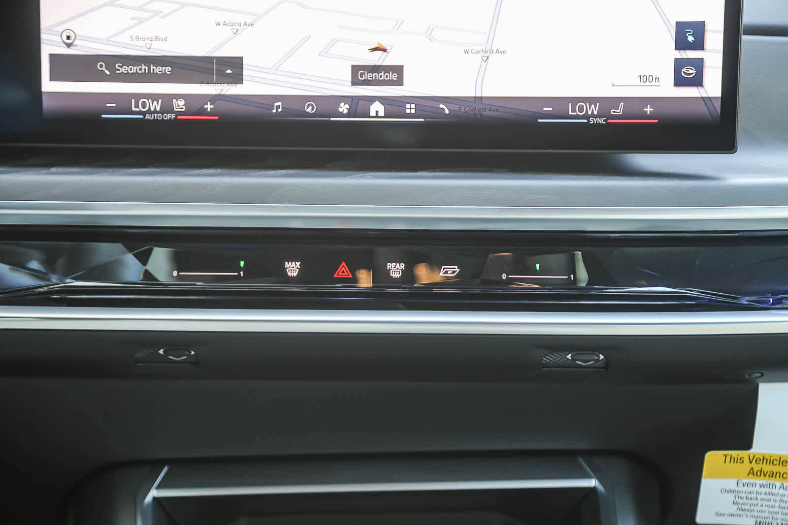 Used 2025 BMW i7 xDrive60 w/ Premium Package image 10