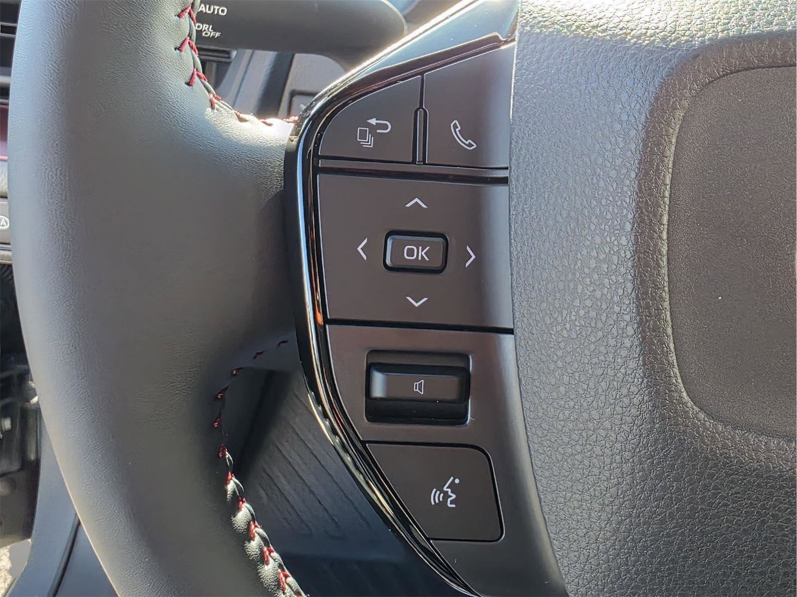 New 2026 Toyota Prius Plug-In Hybrid image 19