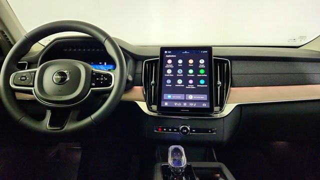 New 2026 Volvo XC90 T8 Plus w/ Protection Package AWD/4WD image 26