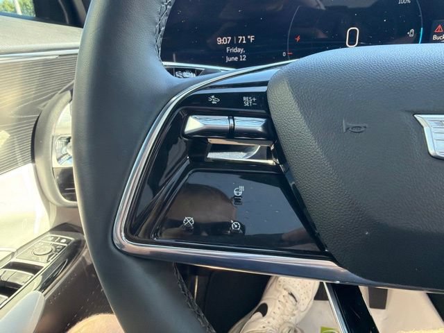 Used 2025 Cadillac Lyriq Sport AWD/4WD image 34