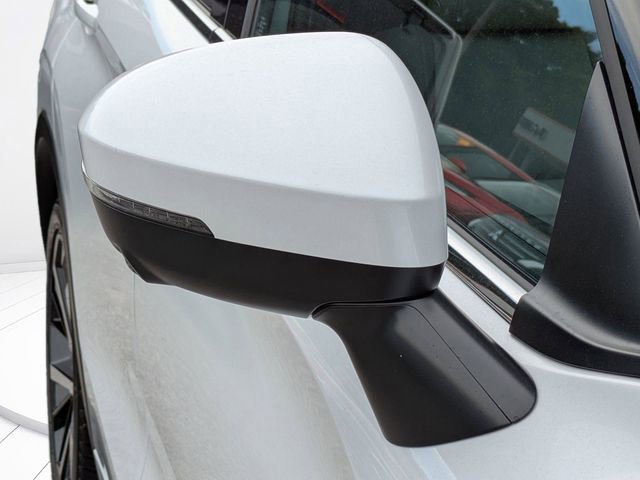 New 2025 Mitsubishi Outlander SEL image 12