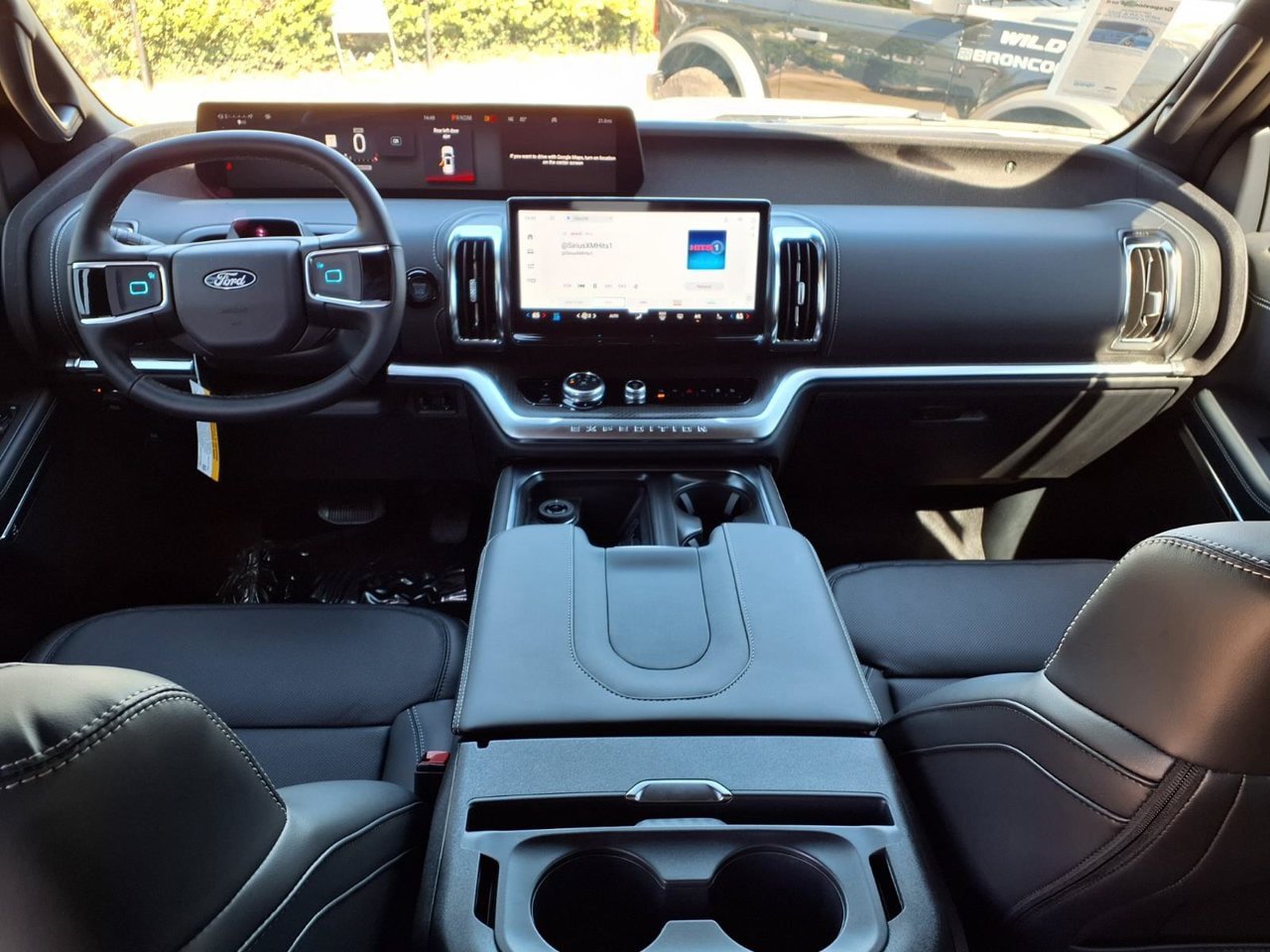 New 2027 Ford Expedition Max Platinum w/ Stealth Appearance Package AWD/4WD image 8