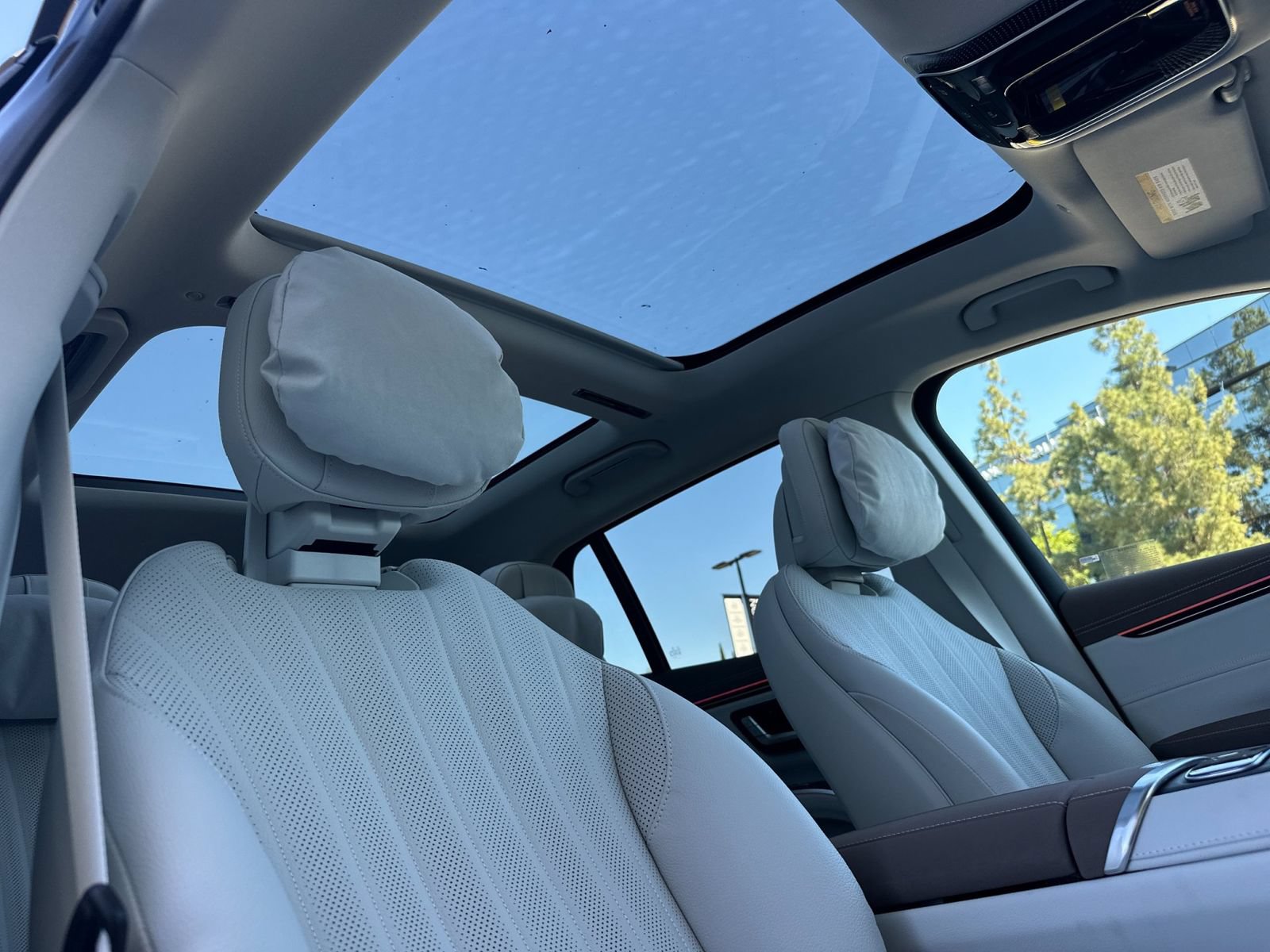 New 2026 Mercedes-Benz EQS 400 4MATIC SUV image 18
