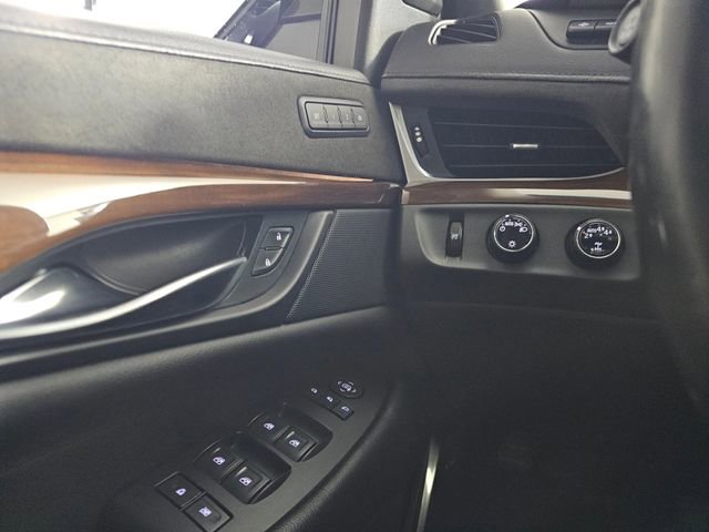 Used 2019 Cadillac Escalade ESV Luxury image 45