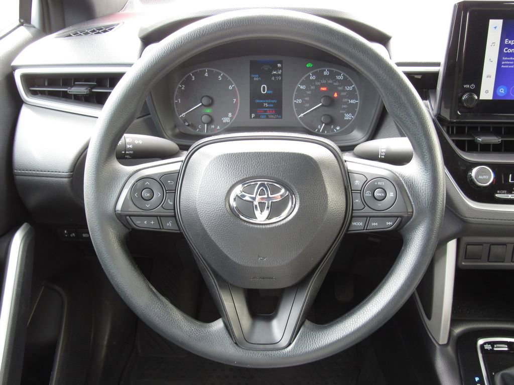 Used 2025 Toyota Corolla Cross AWD Hybrid image 21