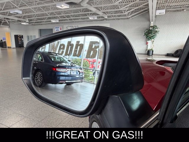 Used 2022 Toyota RAV4 LE AWD/4WD image 23
