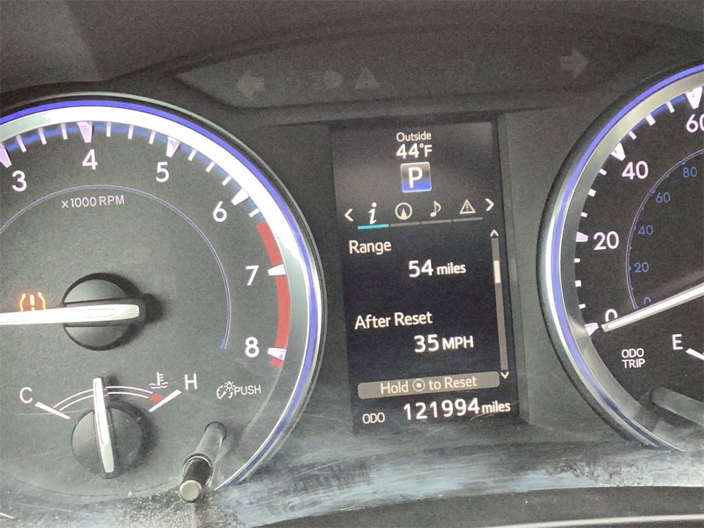 Used 2015 Toyota Highlander XLE image 24