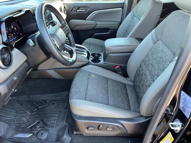 Used 2024 Chevrolet Colorado ZR2 w/ Technology Package AWD/4WD image 26