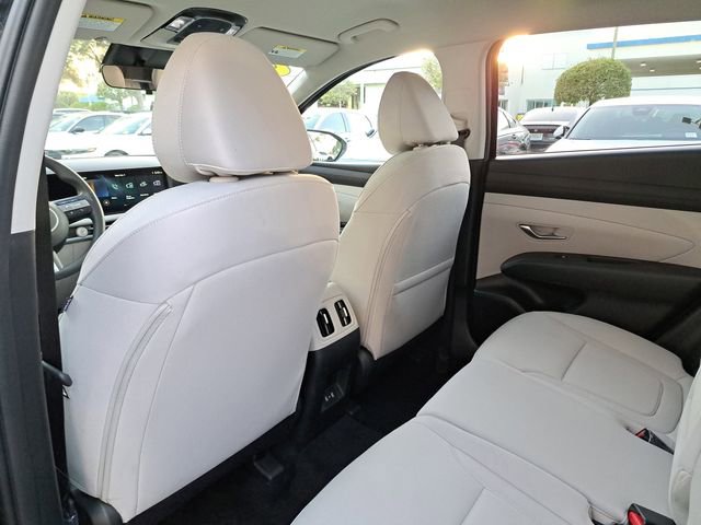 Used 2026 Hyundai Tucson SEL image 10