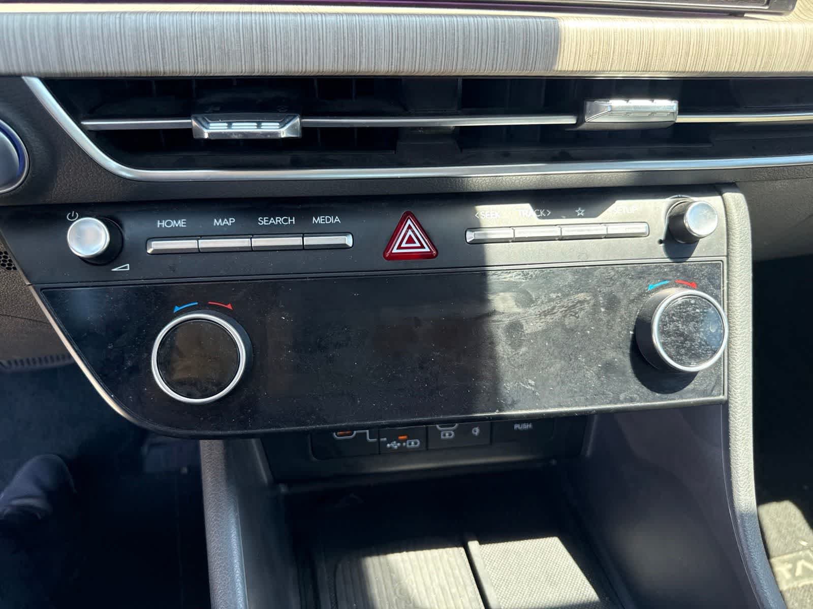 Used 2024 Hyundai Sonata Limited FWD image 23