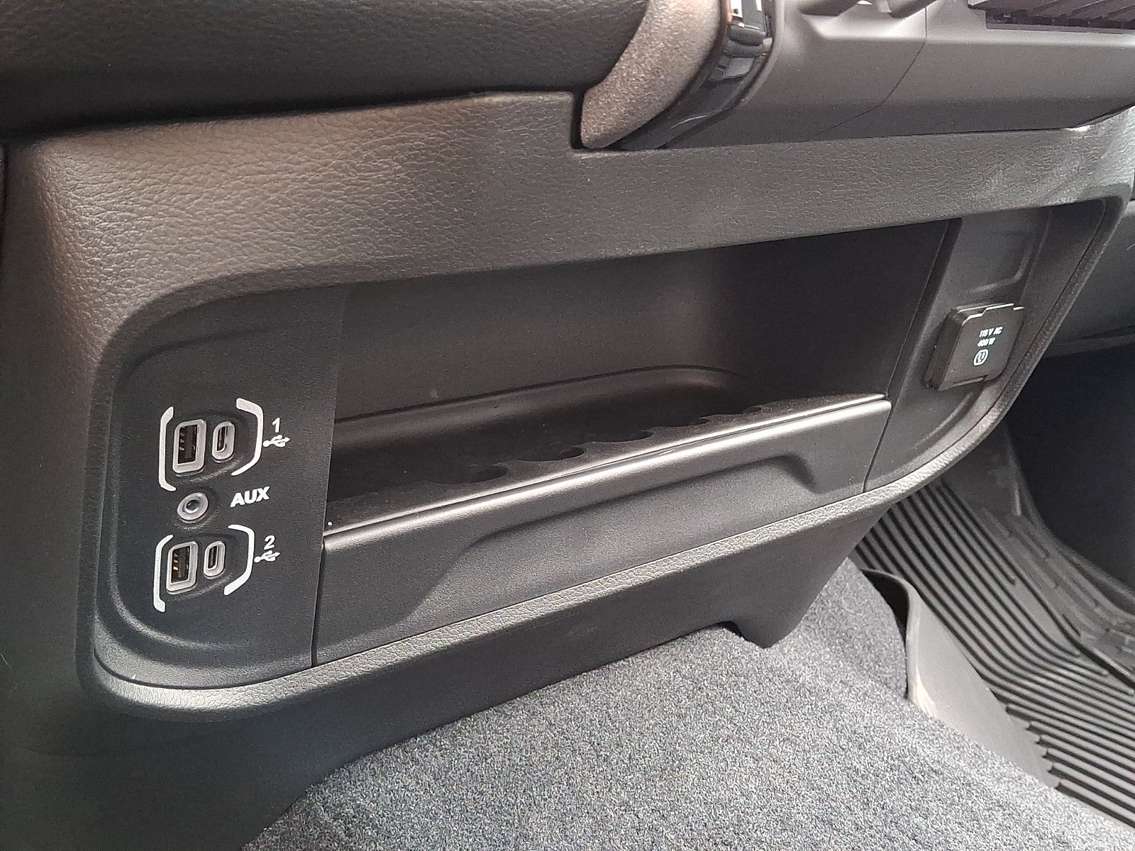 New 2026 RAM 3500 Tradesman AWD/4WD image 12