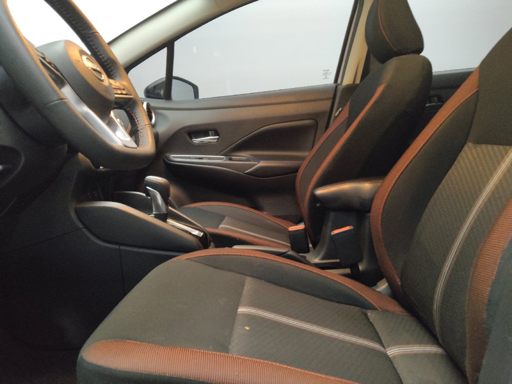 Used 2025 Nissan Versa SR w/ Trunk Package FWD image 17