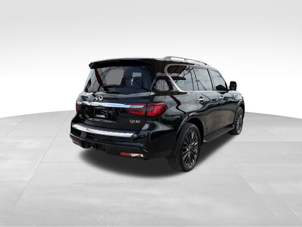 Used 2023 INFINITI QX80 Sensory w/ All-Season Package AWD/4WD image 10