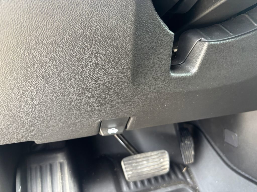 Used 2021 GMC Sierra 1500 AT4 w/ AT4 Value Package image 31