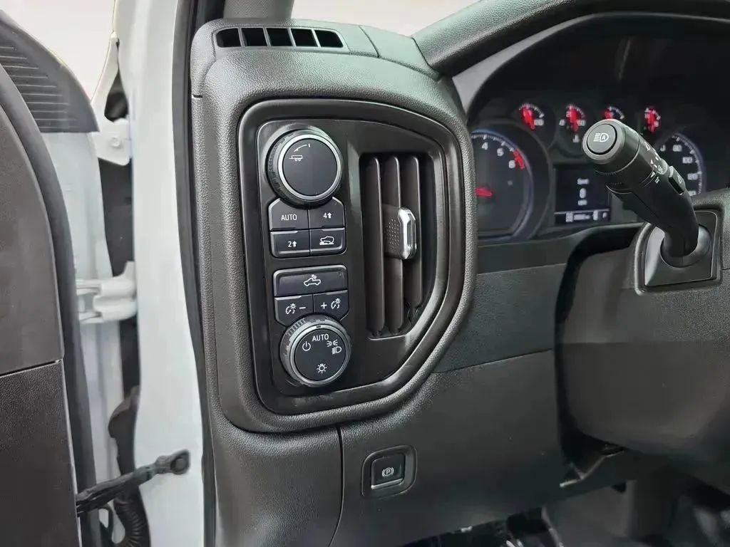 Used 2022 Chevrolet Silverado 1500 W/T w/ WT Value Package image 13