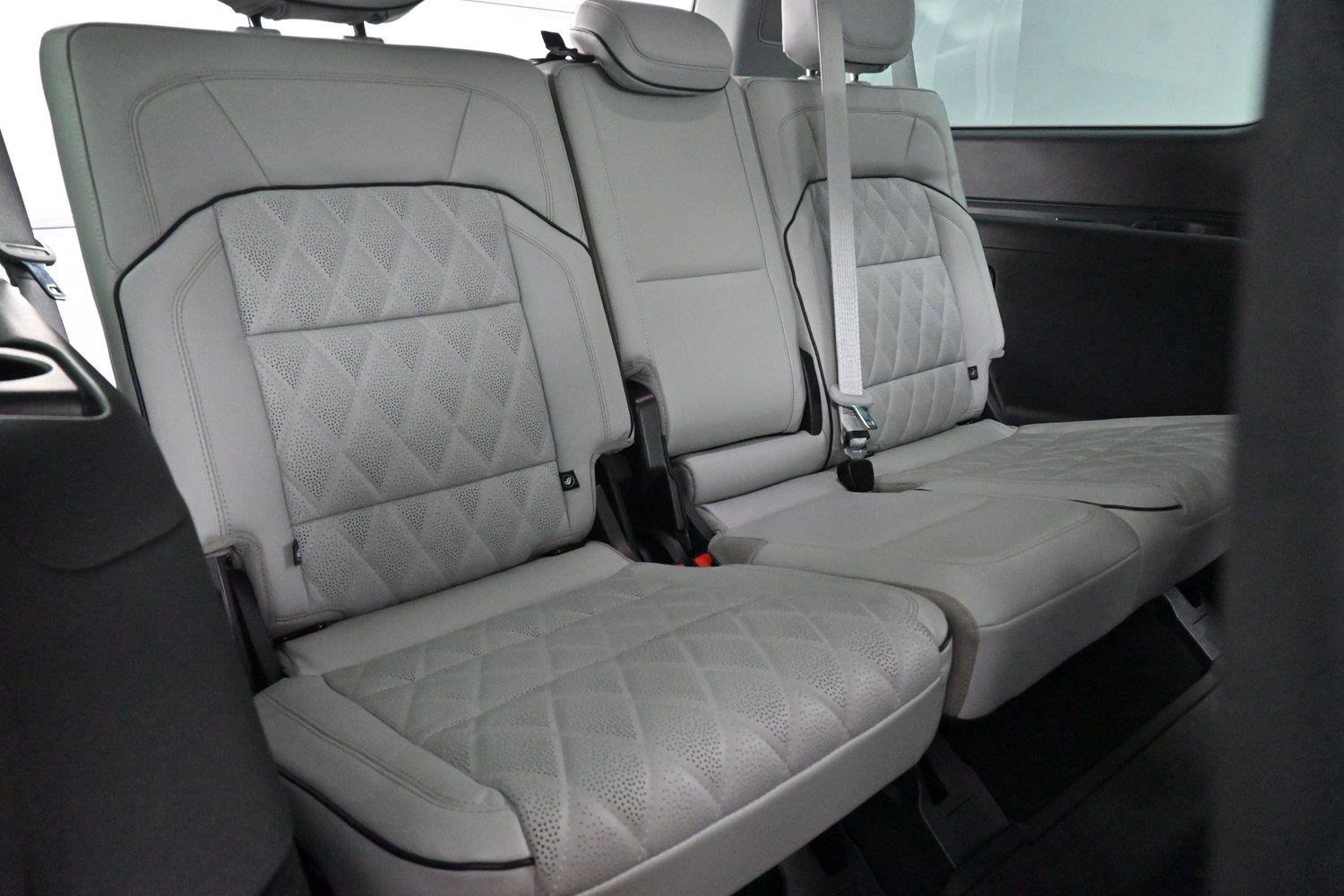 Used 2026 Lincoln Navigator L Black Label AWD/4WD image 47