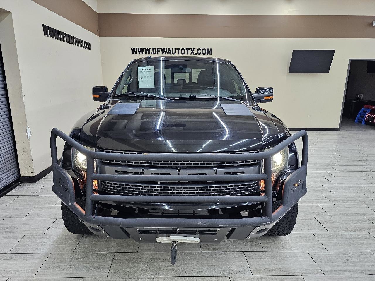 Used 2014 Ford F150 Raptor w/ Equipment Group 801A Luxury image 3