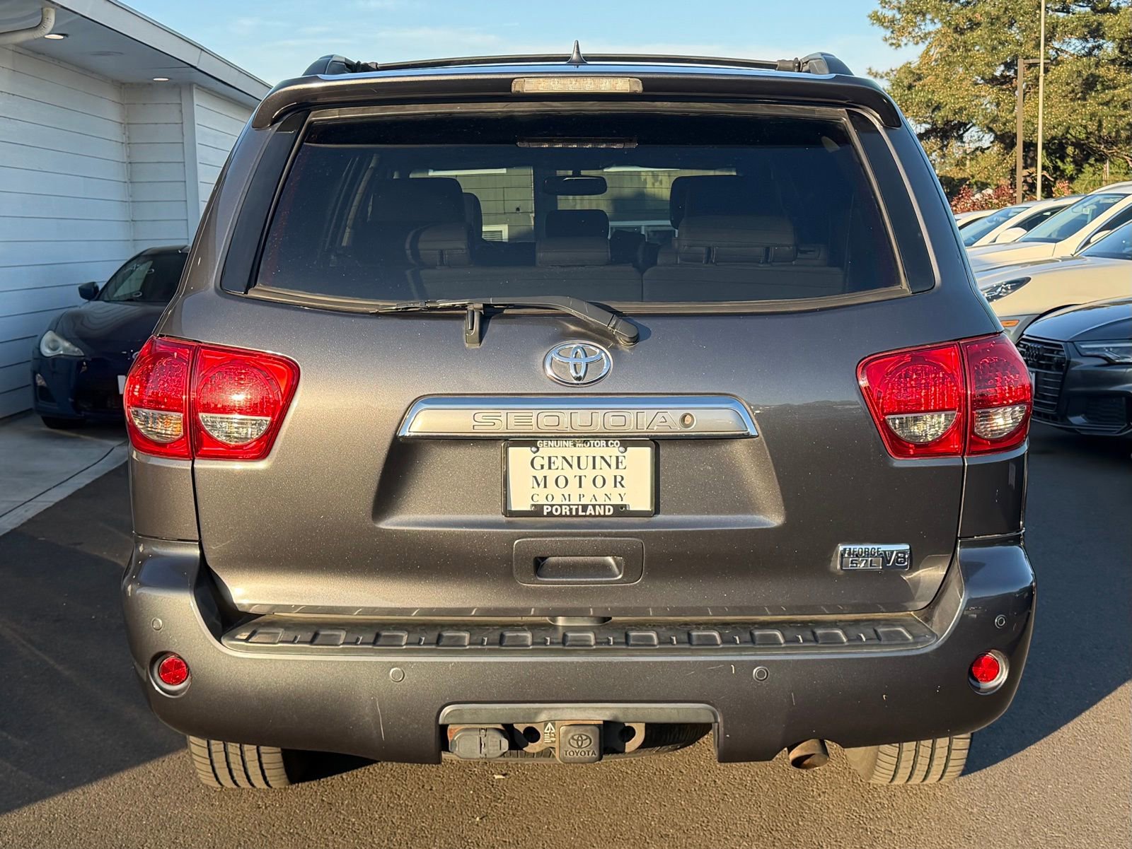 Used 2012 Toyota Sequoia Limited AWD/4WD image 5