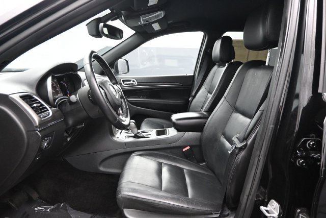 Used 2018 Jeep Grand Cherokee Limited RWD image 6