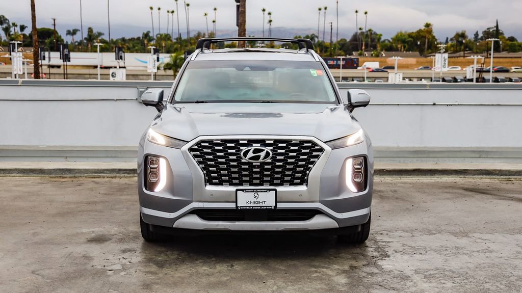 Used 2021 Hyundai Palisade Limited image 3
