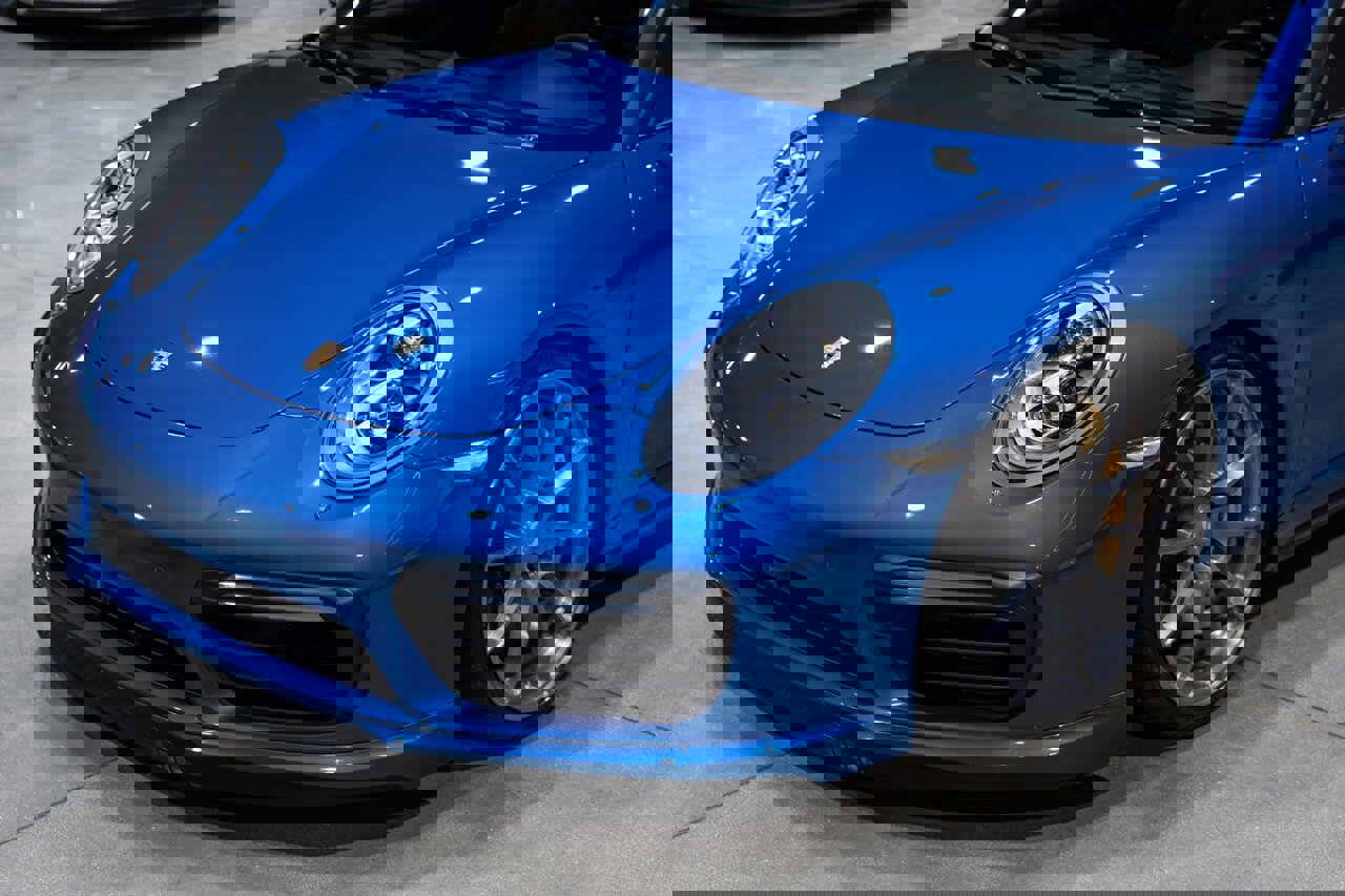 Used 2017 Porsche 911 Turbo S image 11