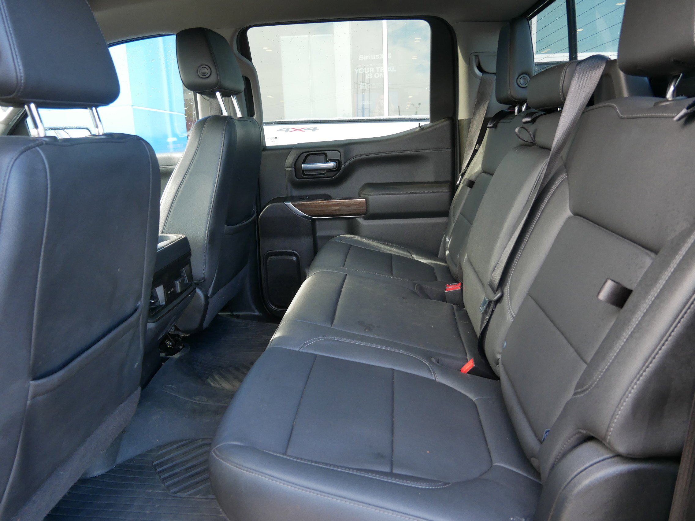Used 2021 Chevrolet Silverado 1500 LT Trail Boss AWD/4WD image 9