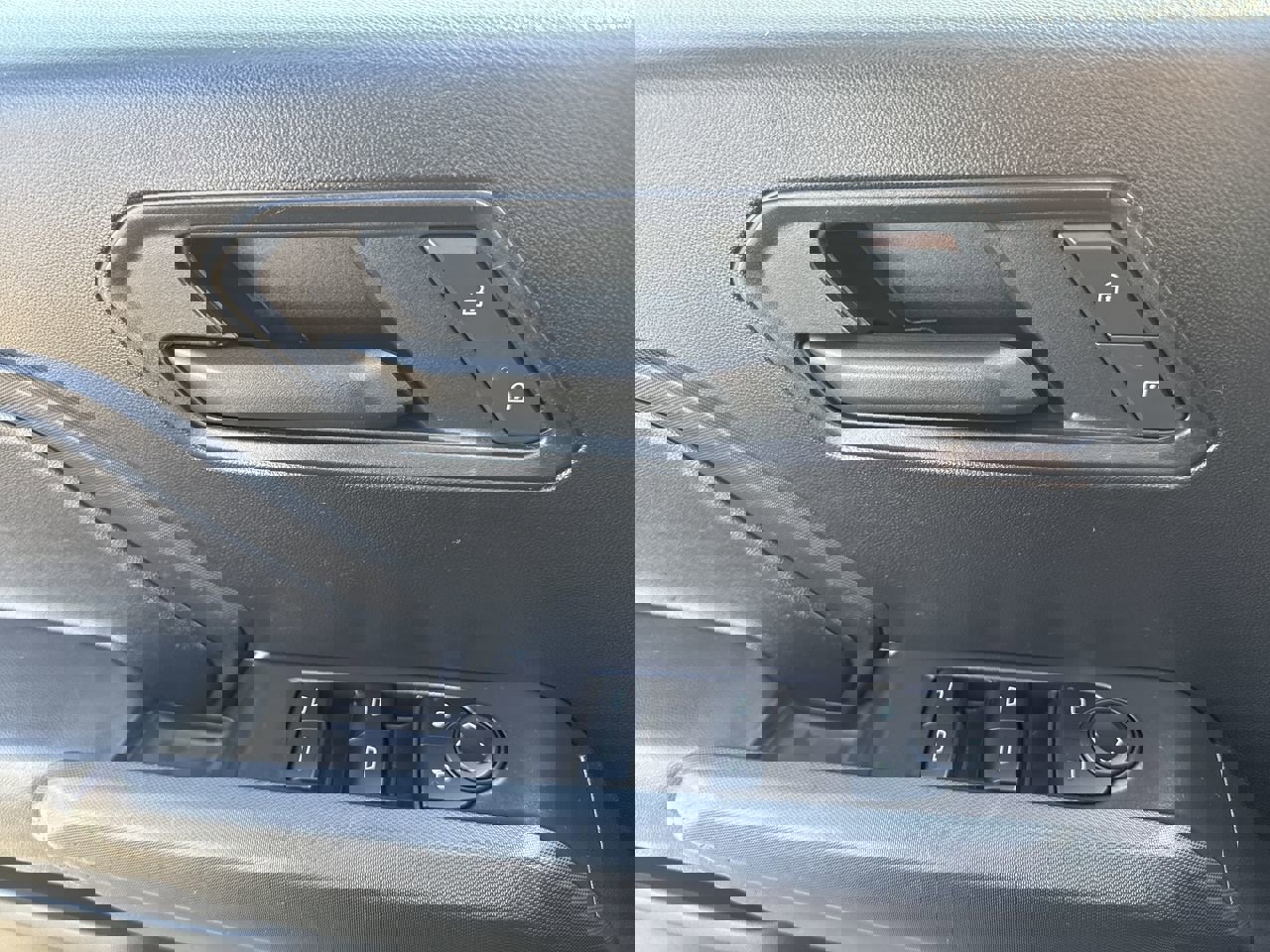 Used 2023 Chevrolet Colorado W/T image 20