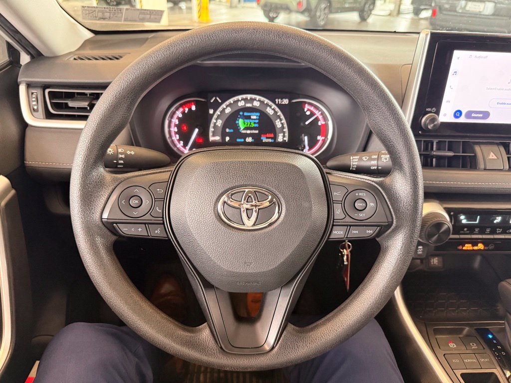 Used 2023 Toyota RAV4 LE FWD image 12