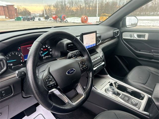 Used 2020 Ford Explorer Limited image 21
