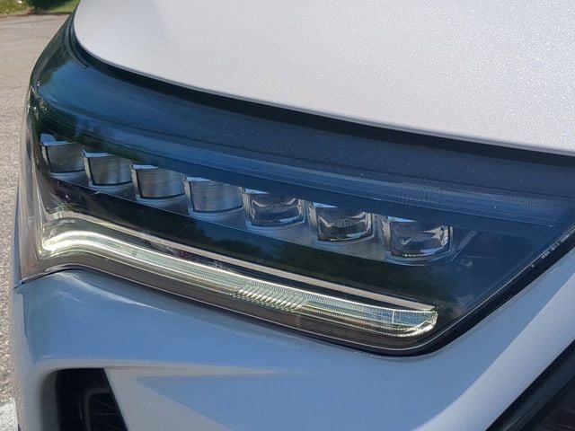 Used 2025 Acura RDX SH-AWD image 9