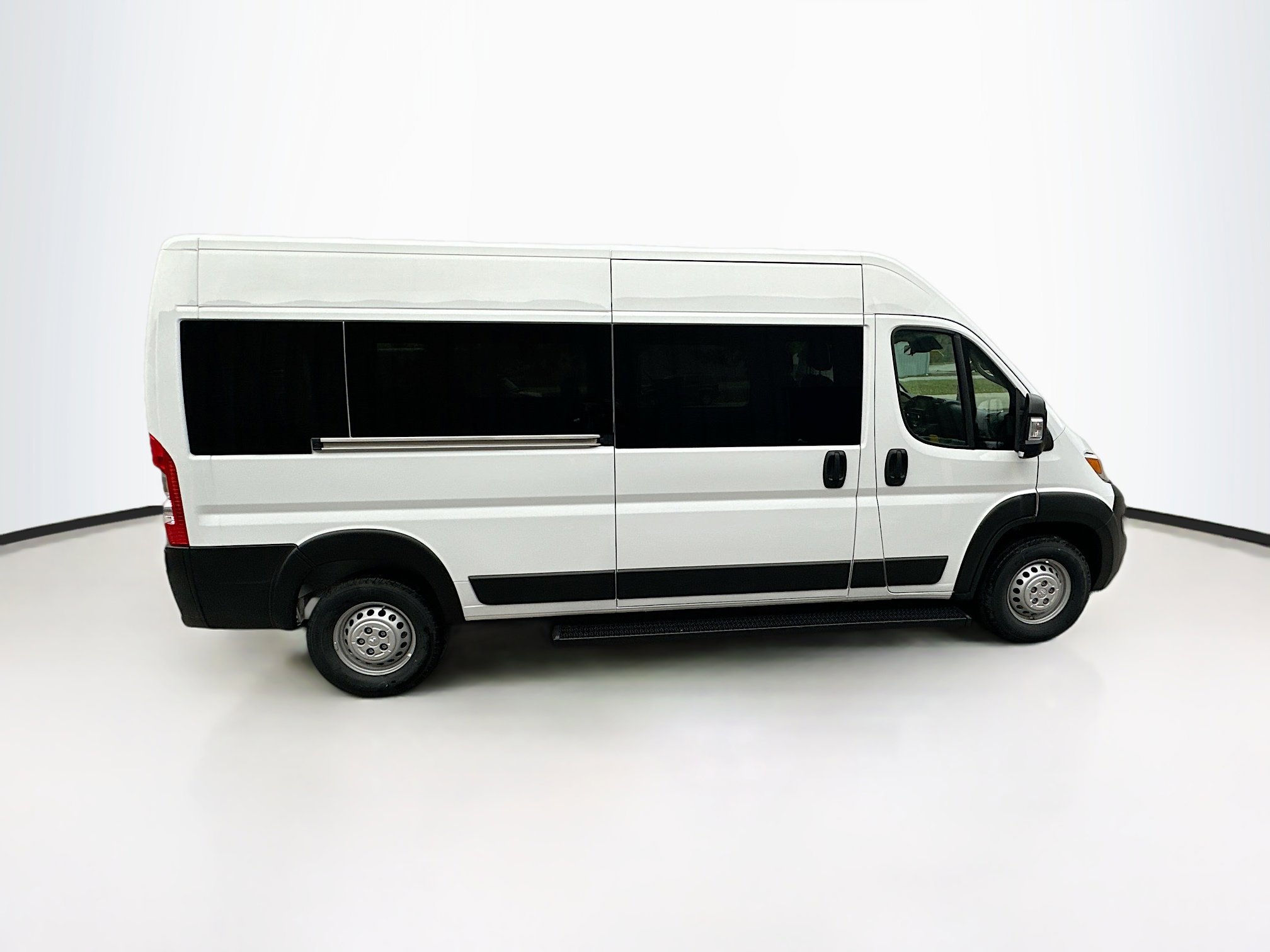 Used 2024 RAM ProMaster 2500 w/ Safety Group image 8