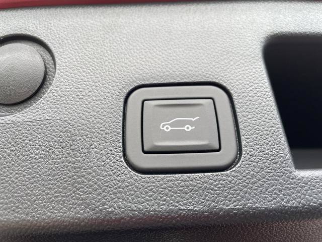 New 2026 Chevrolet Equinox ACTIV w/ Convenience Package III AWD/4WD image 30