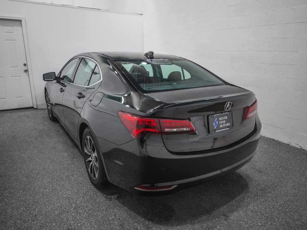 Used 2017 Acura TLX w/ Technology Package FWD image 6