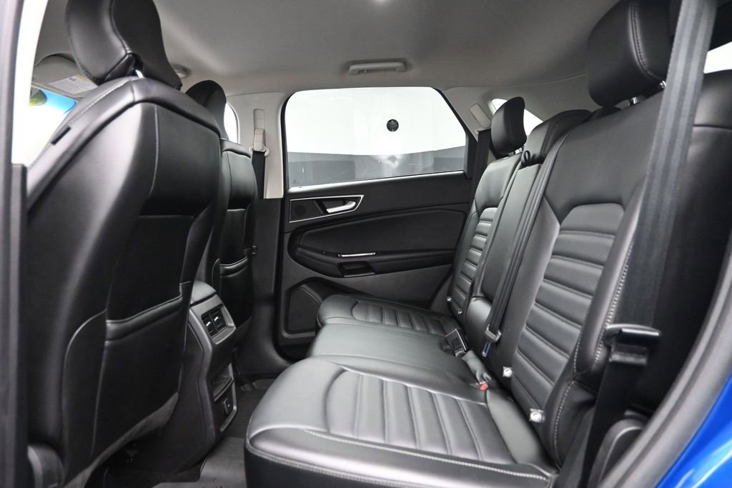Used 2018 Ford Edge SEL w/ Equipment Group 201A AWD/4WD image 10