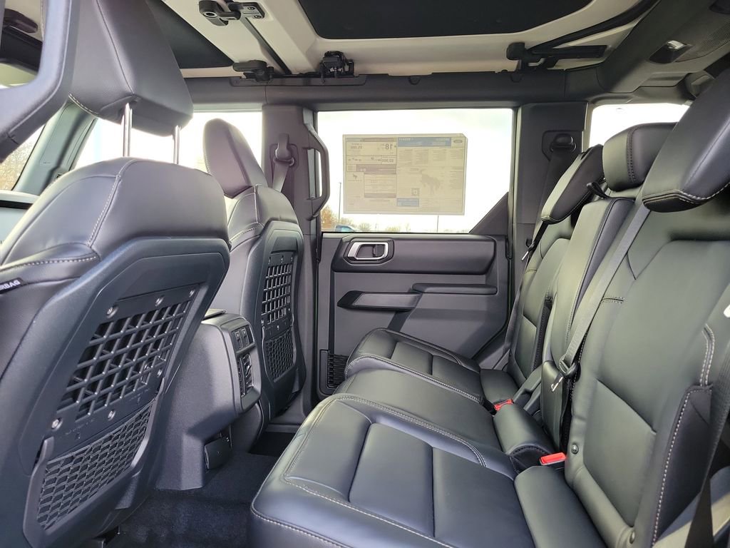 New 2025 Ford Bronco Badlands w/ Sasquatch Package image 13