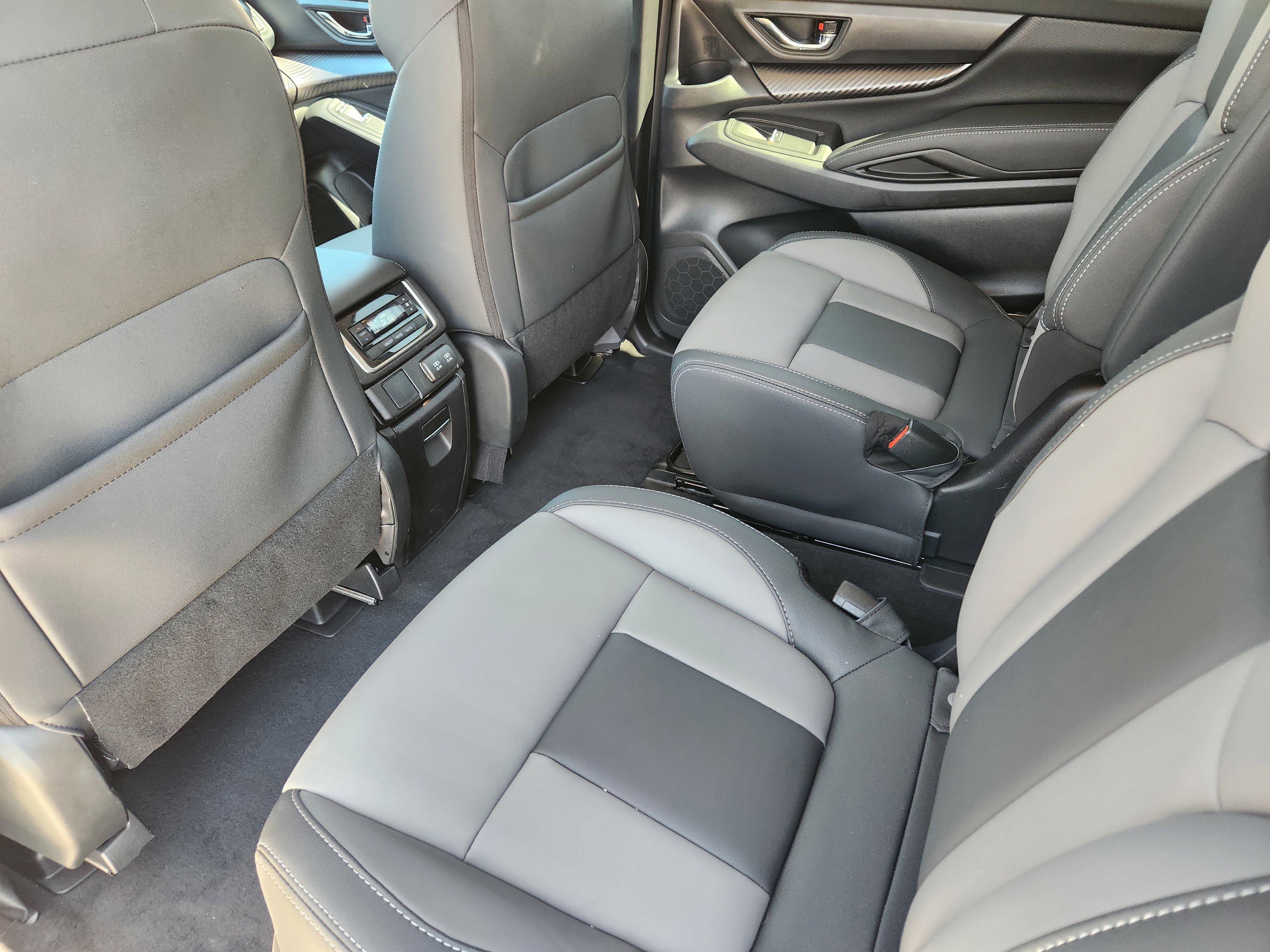 Used 2022 Subaru Ascent Onyx Edition image 30