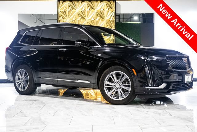 Used 2024 Cadillac XT6 Premium Luxury w/ Technology Package FWD image 1