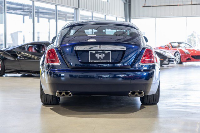 Used 2017 Rolls-Royce Wraith RWD image 5
