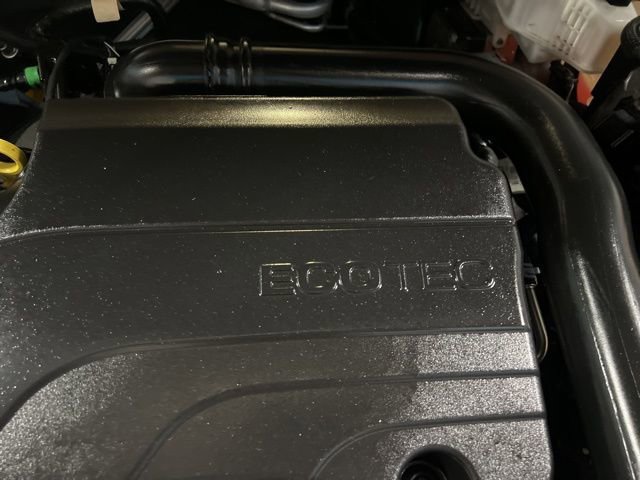 Used 2024 Chevrolet Malibu LT image 16