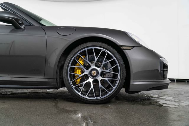 Used 2015 Porsche 911 Turbo S w/ High-end Infotainment Package AWD/4WD image 11