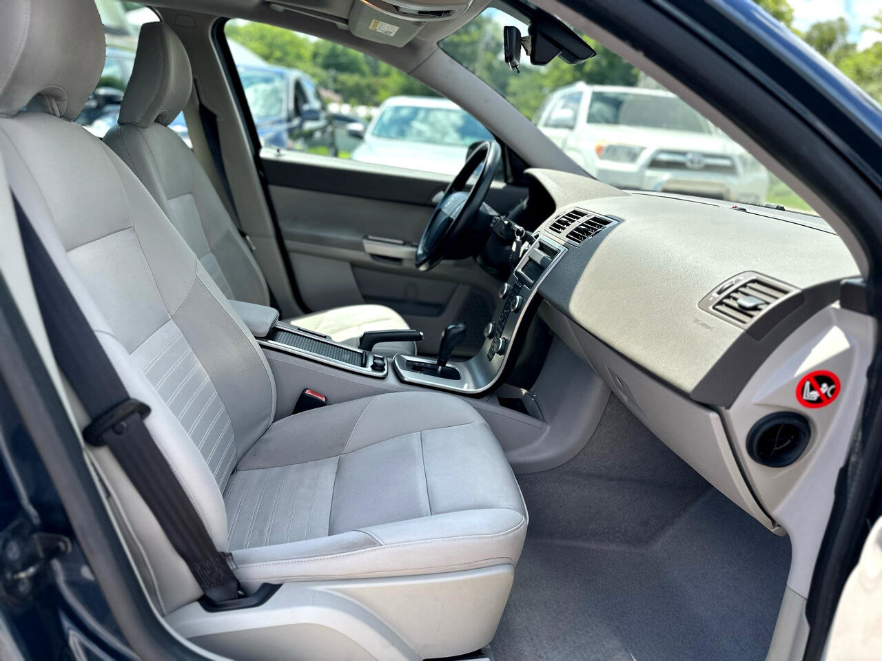 Used 2008 Volvo V50 2.4i image 11