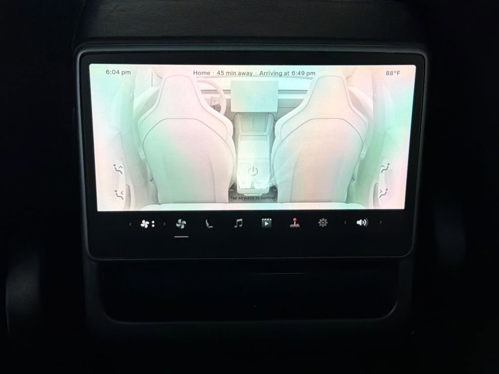 Used 2024 Tesla Model 3 Performance image 8