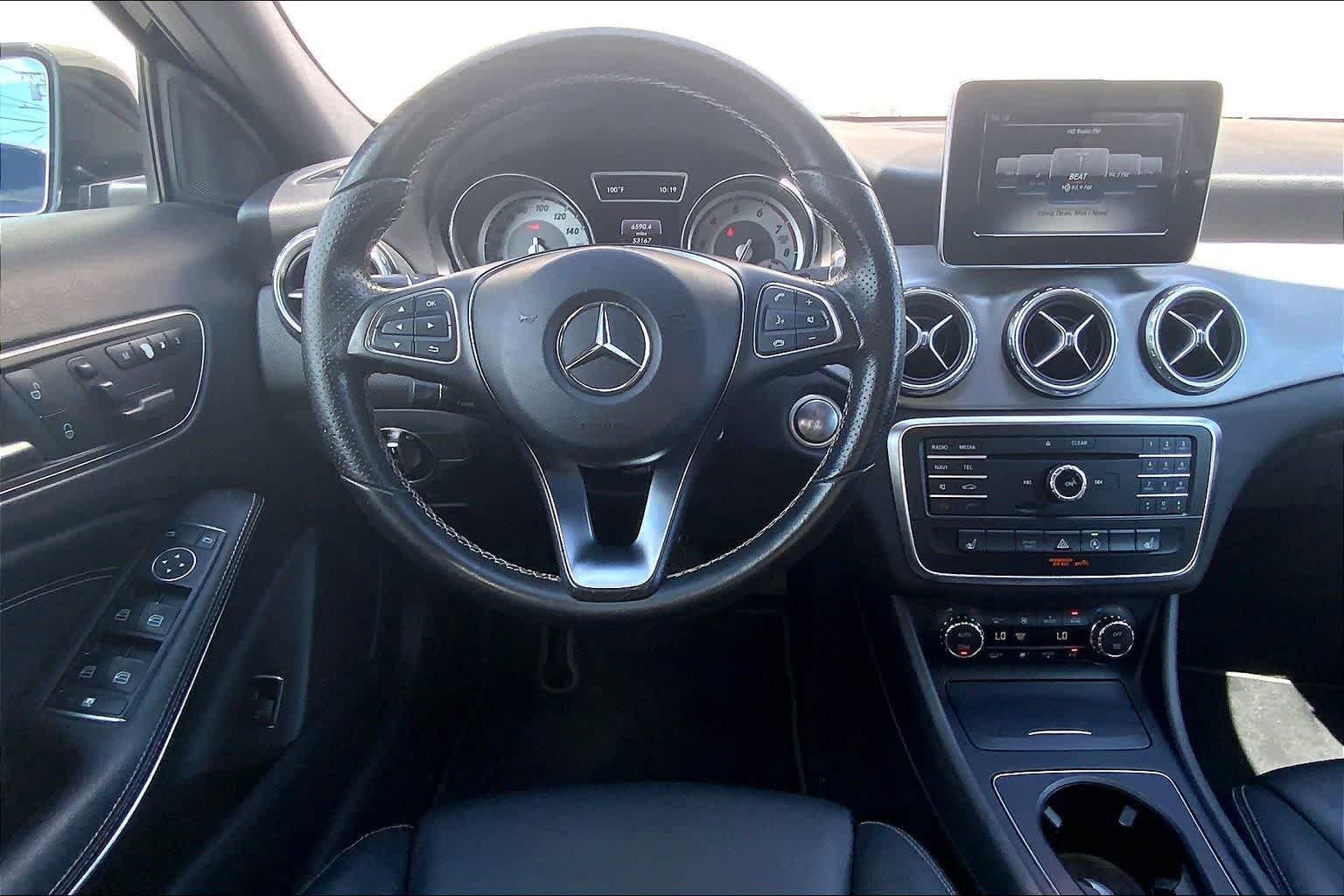 Used 2017 Mercedes-Benz GLA 250 image 14