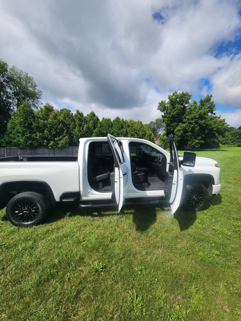Used 2024 Chevrolet Silverado 2500 LTZ w/ LTZ Plus Package AWD/4WD image 13